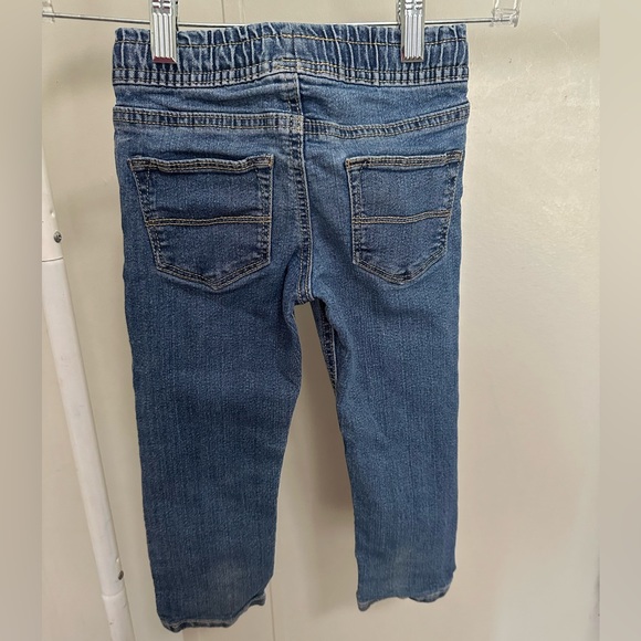 Oshkosh B’gosh Boys Medium Wash Elastic Waistband Straight Leg Jeans size 4T - Picture 4 of 5